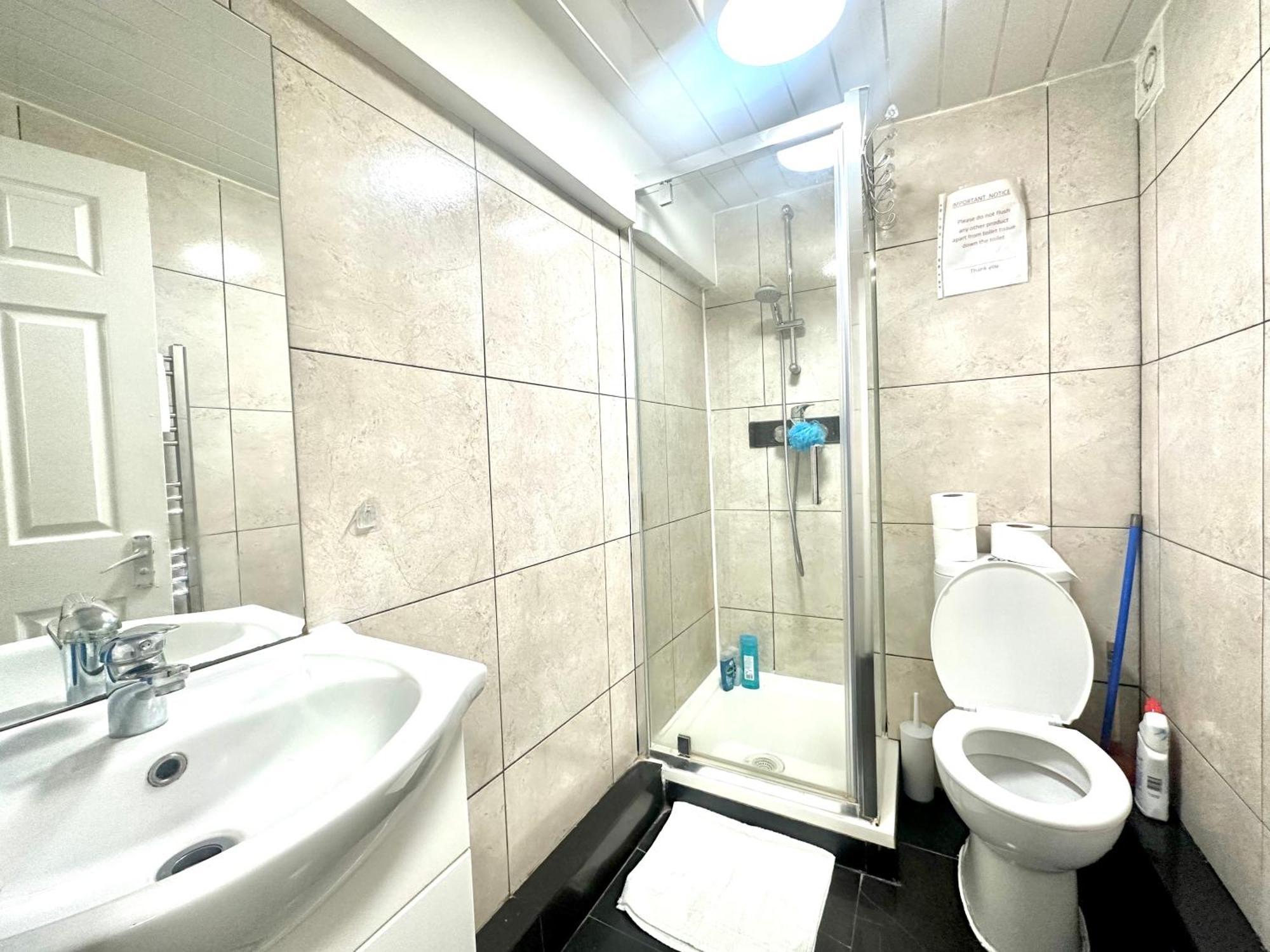 Kings Cross Guest House Londen Buitenkant foto